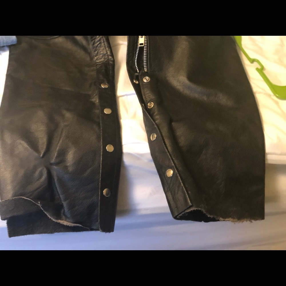 Leather chaps - Picture 2 of 3